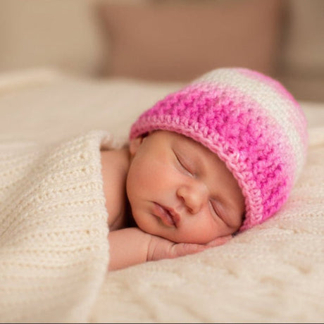 Newborn hat pink and white - Stitched Creations