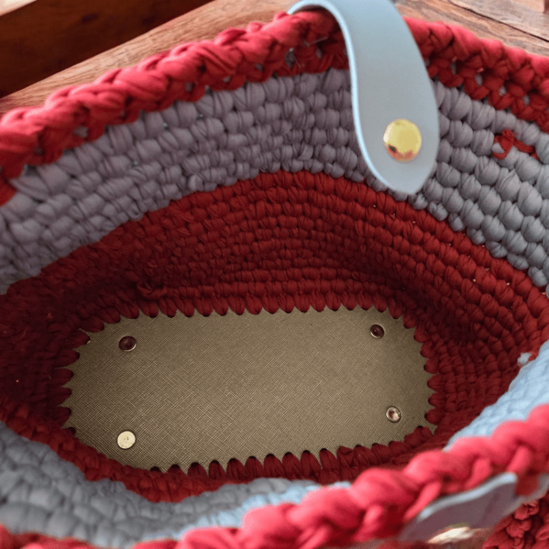 Shoulder purse gray and red - Stitched Creations