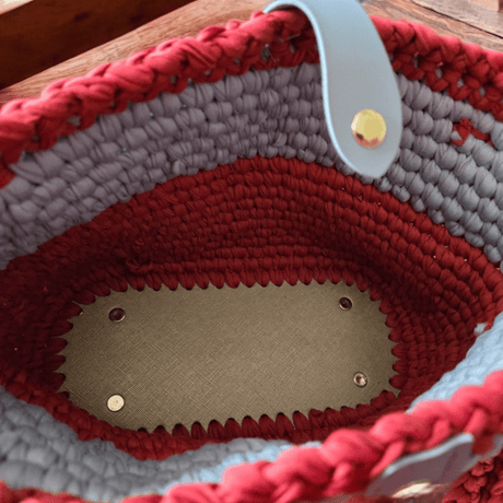 Shoulder purse gray and red - Stitched Creations