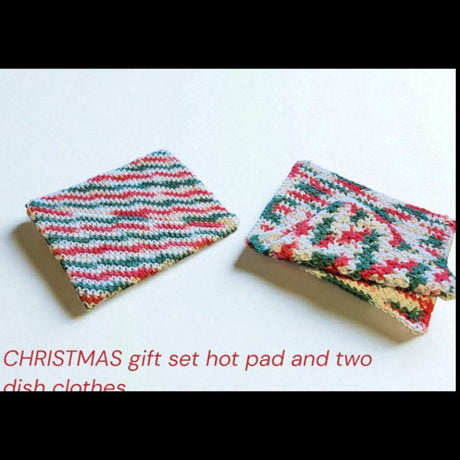 Christmas hot pad and dish clothes - Stitched Creations