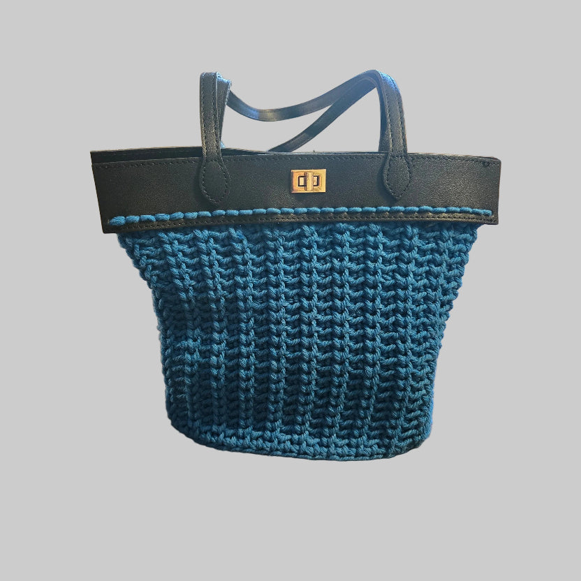 Handmade Macrame purse created by stitched creations