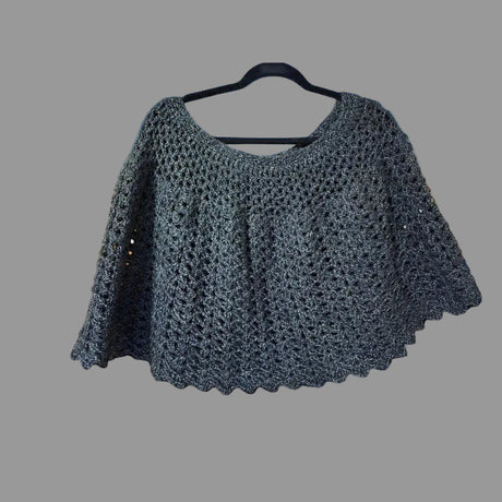 Short cape for woman - Stitched Creations
