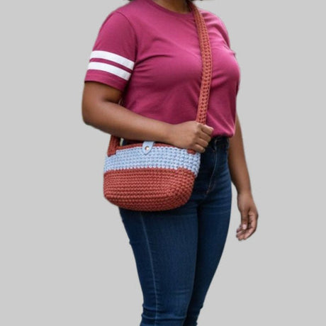 Shoulder purse gray and red - Stitched Creations