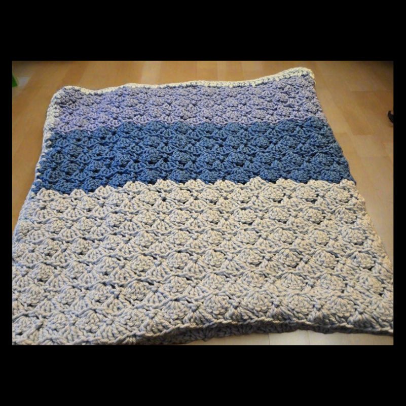 Baby blanket handmade/crib blanket with baby - Stitched Creations