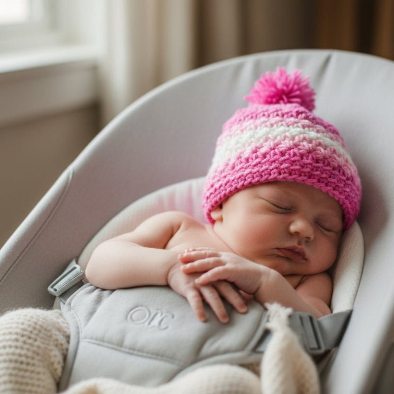 New born hat with pom pom - Stitched Creations