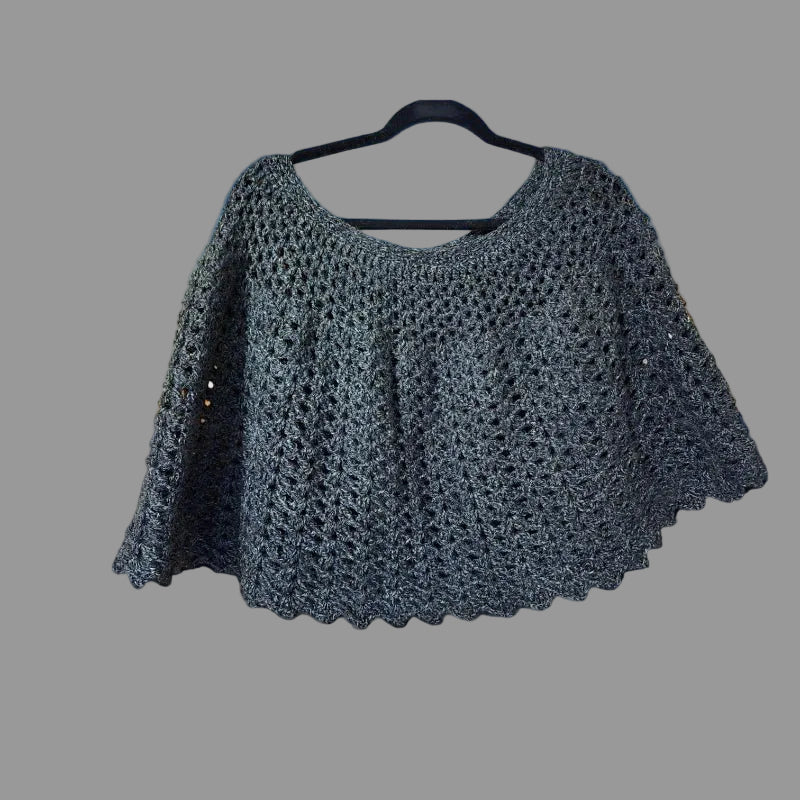 Short cape for woman - Stitched Creations