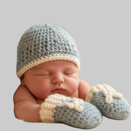 Newborn hat and mitten set blue and white - Stitched Creations