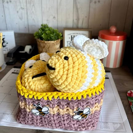 Handmade basket for bee's.